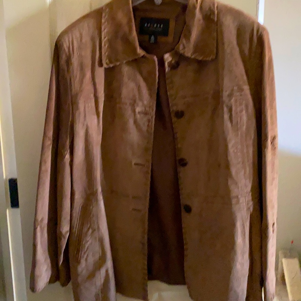 AxCess tan/ beige Suede genuinely leather jacket  size XL